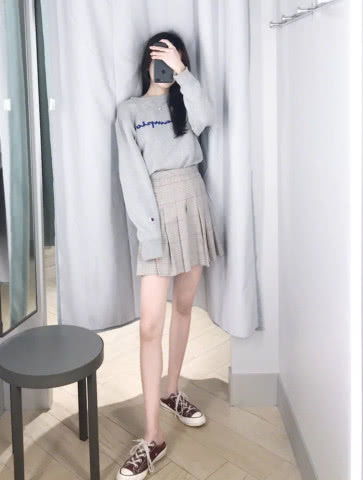 冠軍衛衣遇上H&M 一周穿搭不重樣，美成街上的風景線
